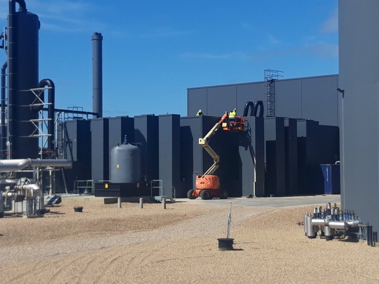 MONT HEX – in-house design, manufacturing, installation and service